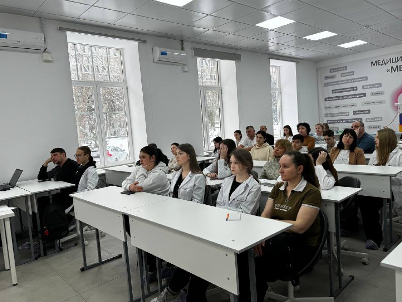 Родителям абитуриентов медицинских колледжей: всё, что нужно знать о поступлении, выборе и финансах