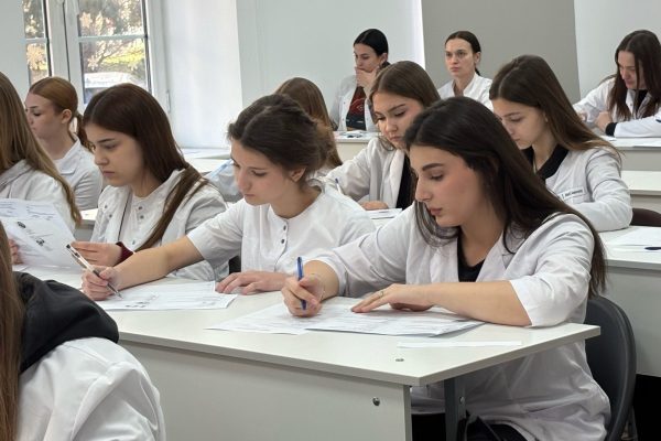 ЕГЭ 2026: предметы, баллы, результаты, изменения